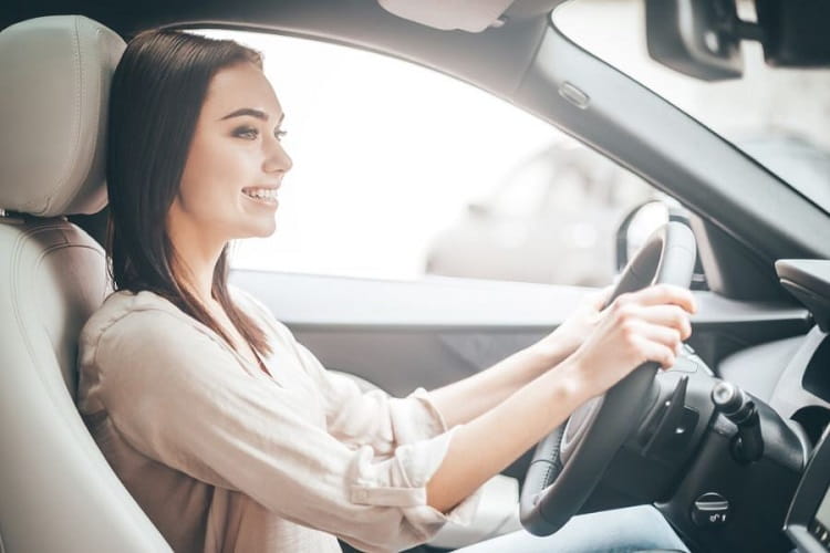 ¿Cómo saber el número de licencia de conducción en Colombia?